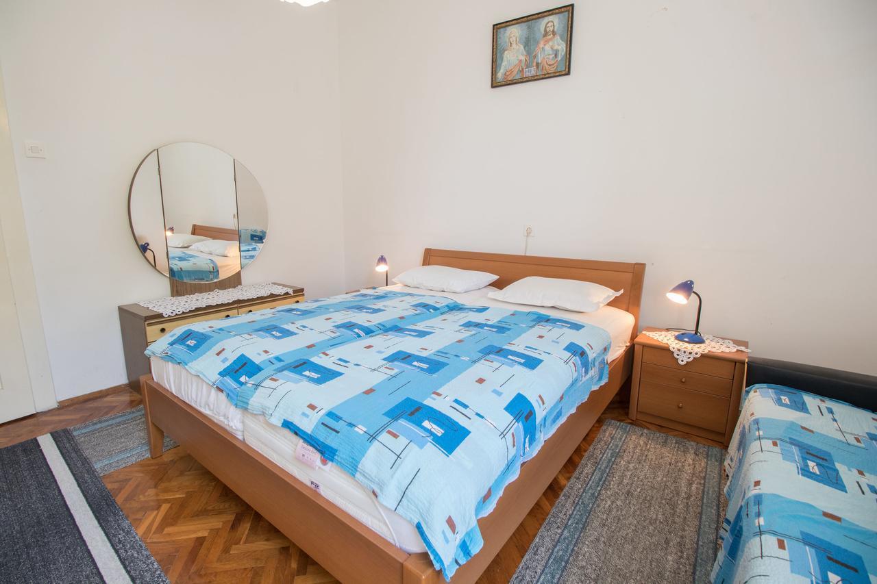 Apartments Josip By The Sea Novi Vinodolski Exterior photo