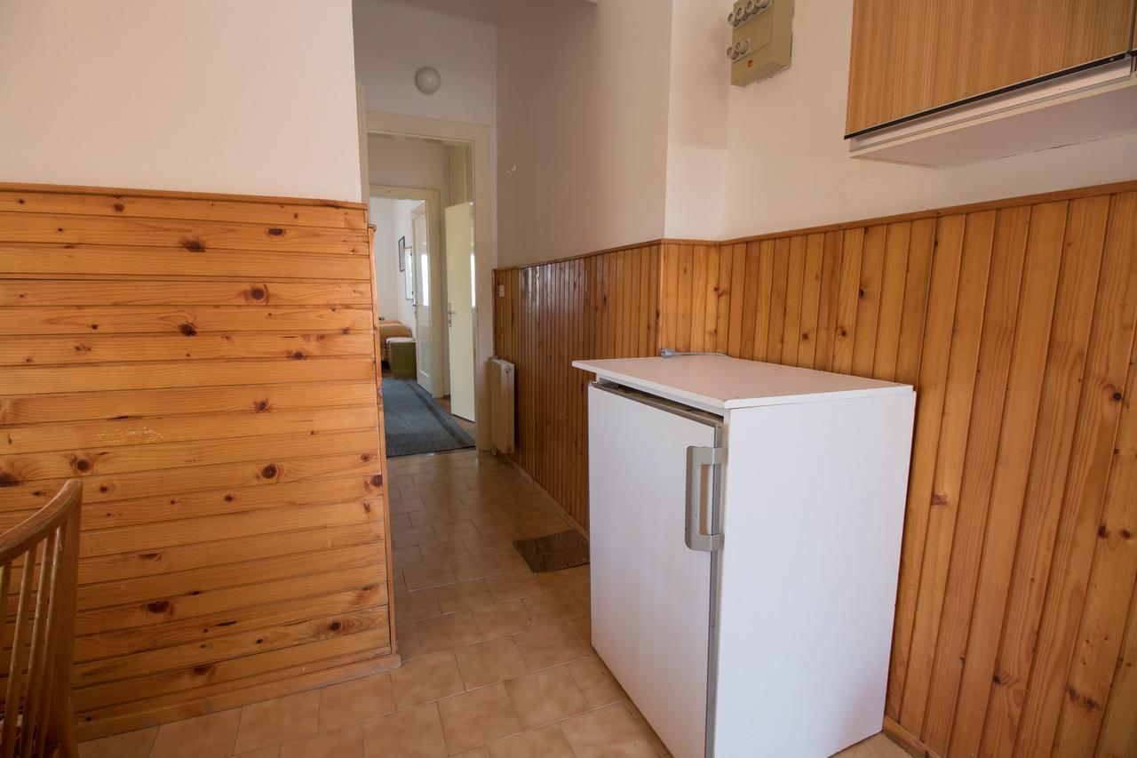Apartments Josip By The Sea Novi Vinodolski Exterior photo