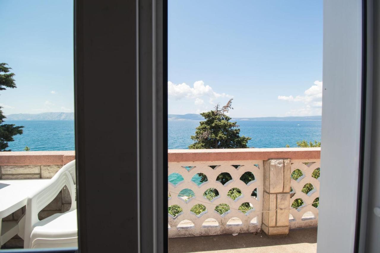 Apartments Josip By The Sea Novi Vinodolski Exterior photo