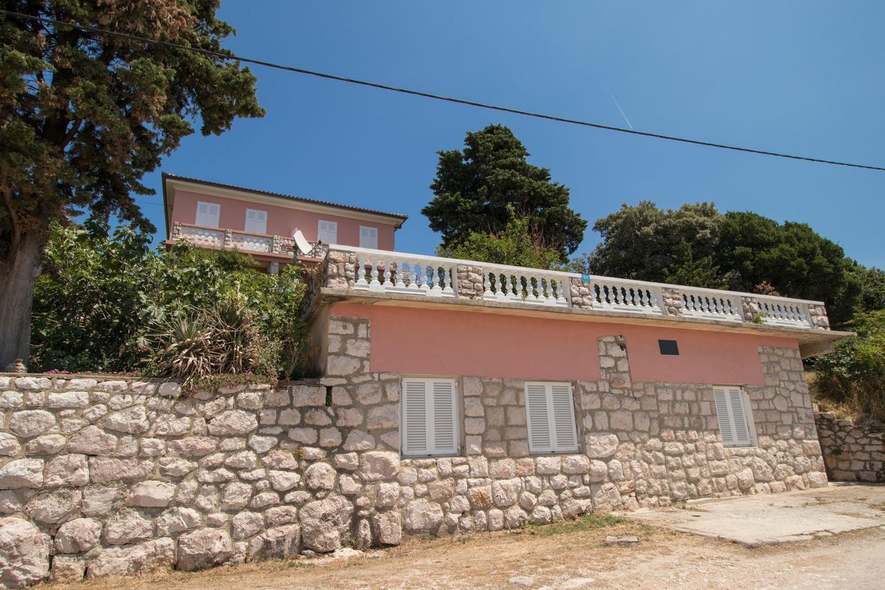Apartments Josip By The Sea Novi Vinodolski Exterior photo