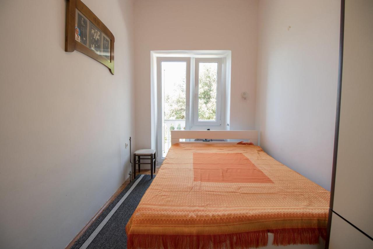 Apartments Josip By The Sea Novi Vinodolski Exterior photo