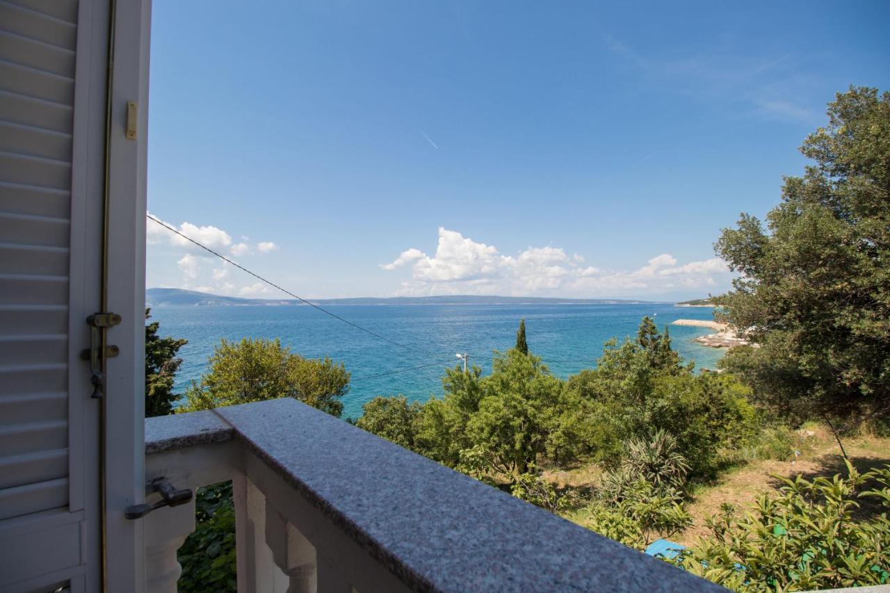 Apartments Josip By The Sea Novi Vinodolski Exterior photo